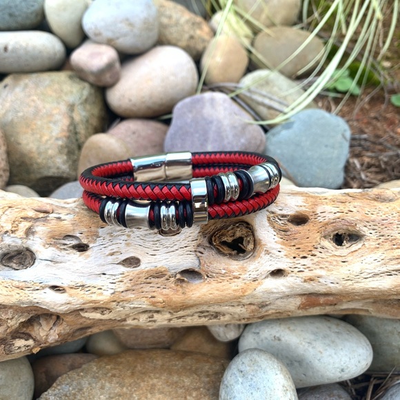 Montecarlo Leather & Stainless Racing Bracelet - Picture 5 of 5